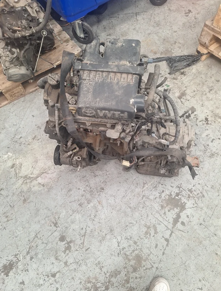 motor-toyota-yaris-2.png
